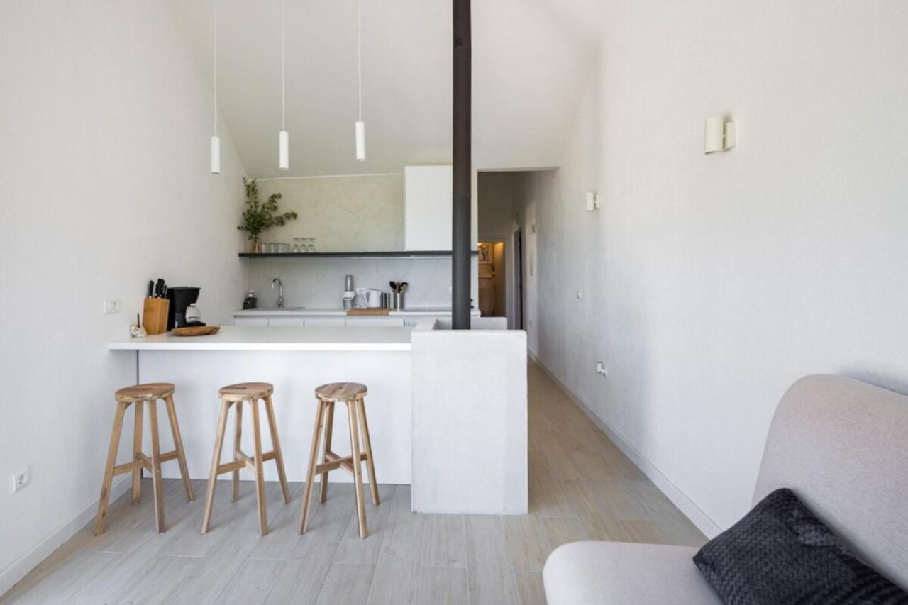코미자 Rural House Pikola With Sea View On Vis Island 빌라 외부 사진