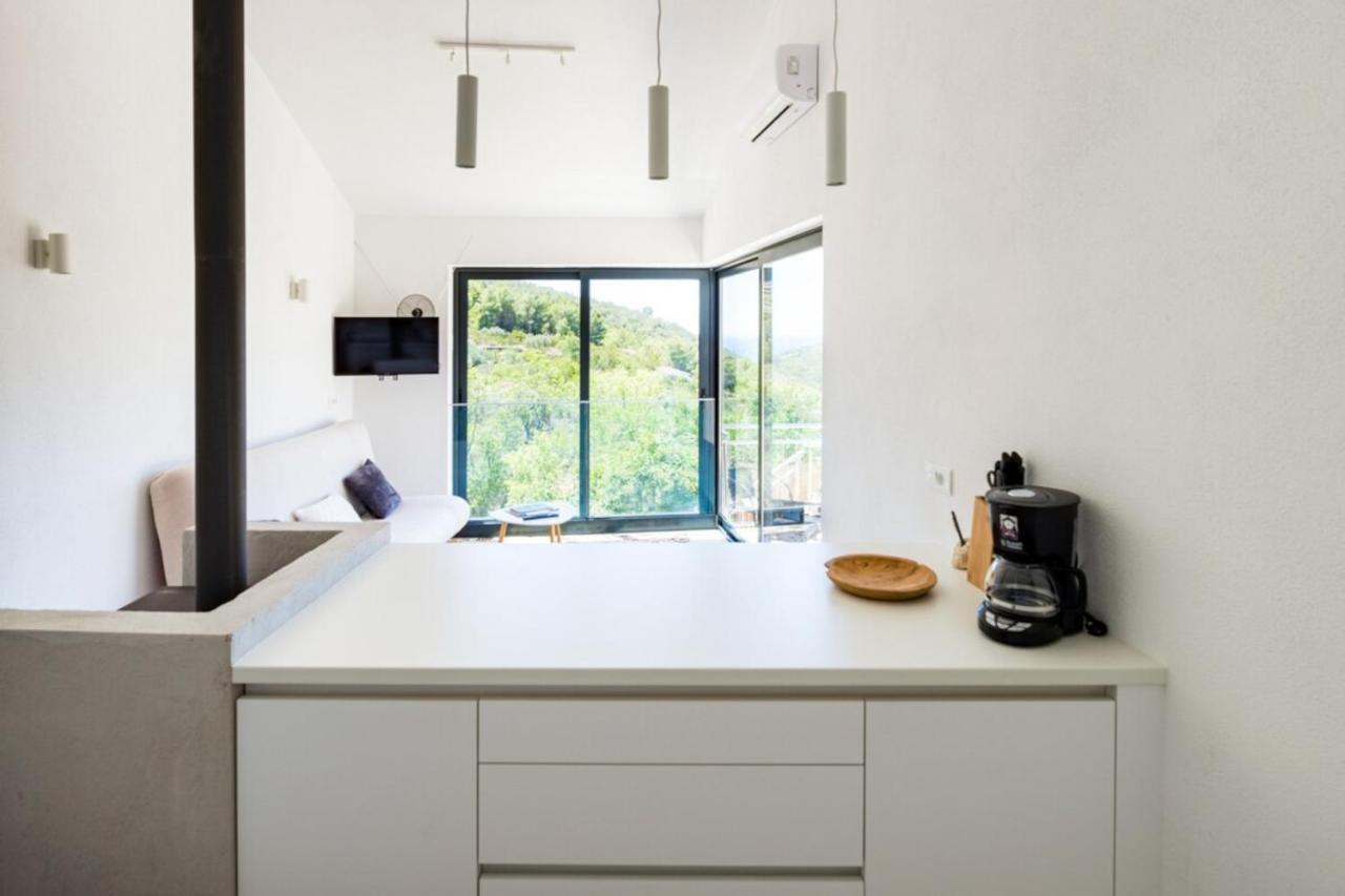 코미자 Rural House Pikola With Sea View On Vis Island 빌라 외부 사진